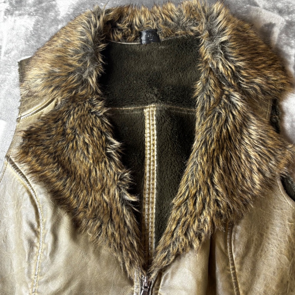 FORNIA Womens Faux Leather Fur Lined Vest Olive Green Moto Zip Pockets Size M - Picture 4 of 12